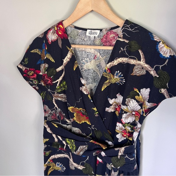 Glam floral short sleeve dress - Picture 2 of 9